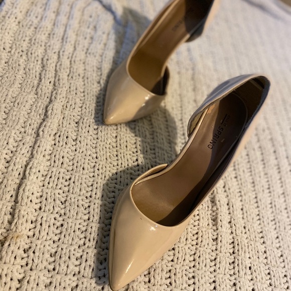 Pumps - Picture 2 of 7